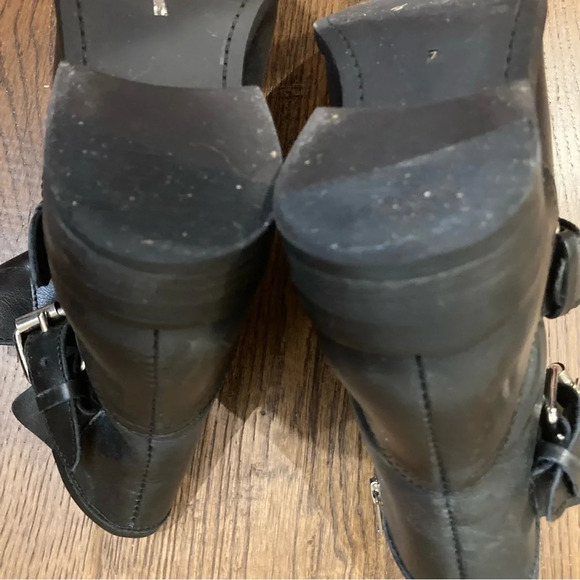 STEVE  MADDEN Sz 7 Moto Style Zipper Buckle Booties - Picture 8 of 15